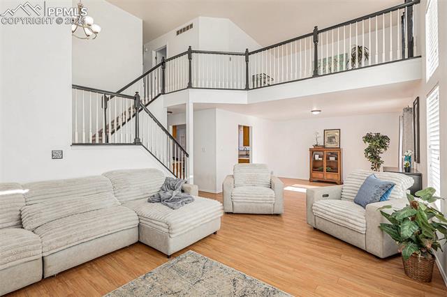 1529 Chadderton Court