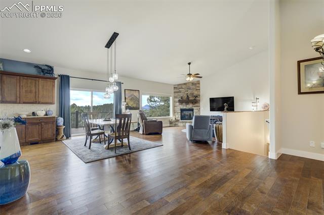 57 Cradle Lake Place