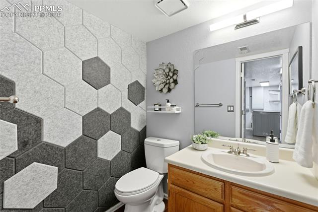 3756 Adirondack Drive