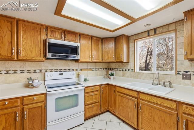 3756 Adirondack Drive