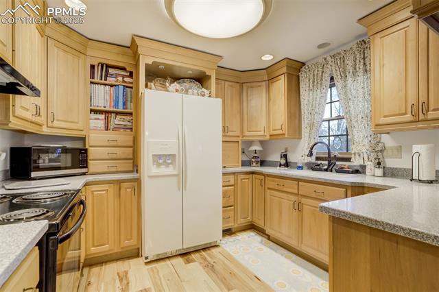 2249 Glenwood Circle