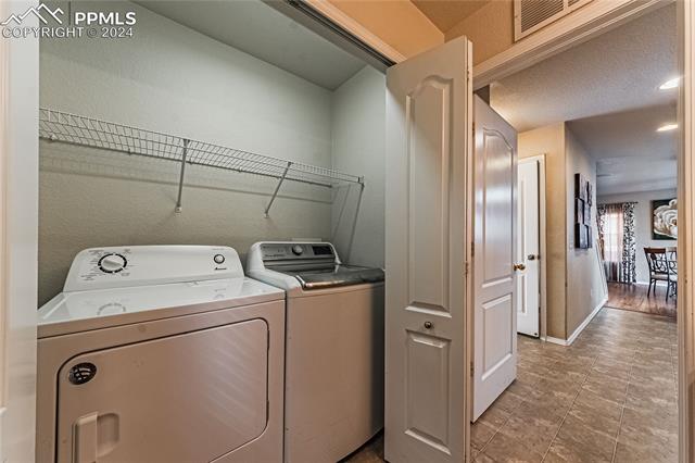 5634 Pioneer Mesa Drive