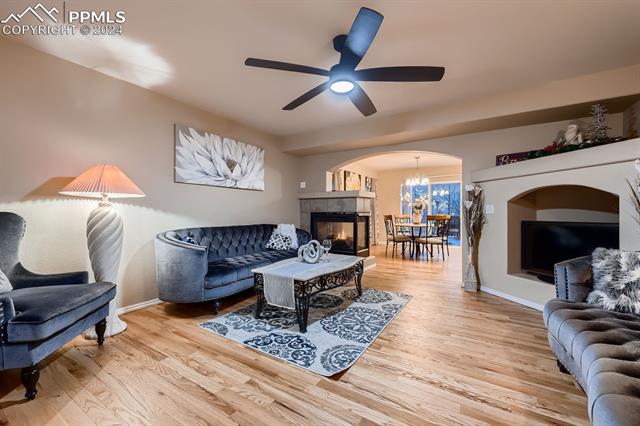 5634 Pioneer Mesa Drive