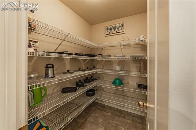 5634 Pioneer Mesa Drive