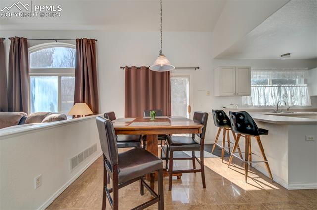 6935 Quicksilver Drive