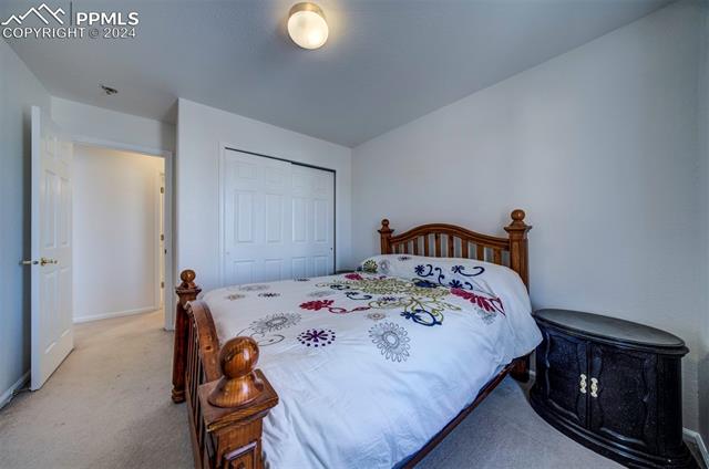 6935 Quicksilver Drive