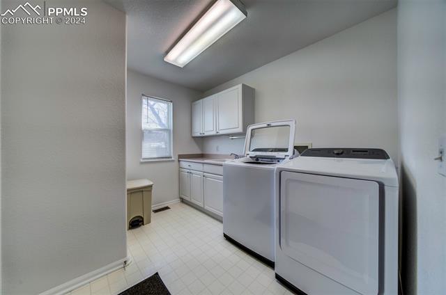 6935 Quicksilver Drive