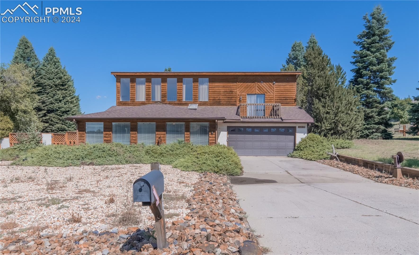 14270 Gleneagle Drive