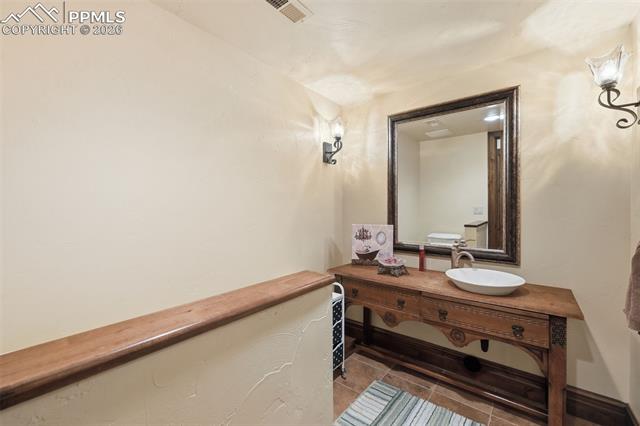 5410 Marshglen Court