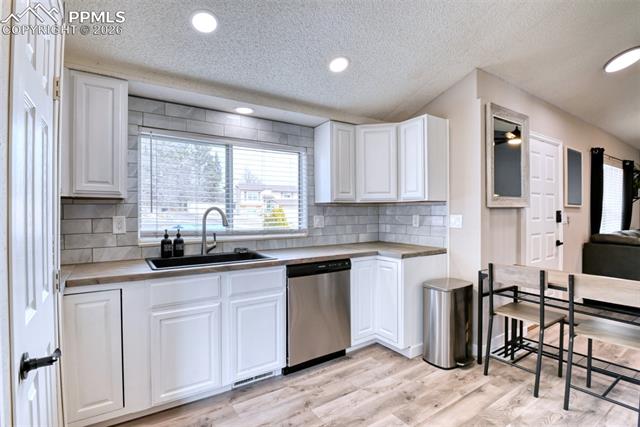 5414 Alteza Drive