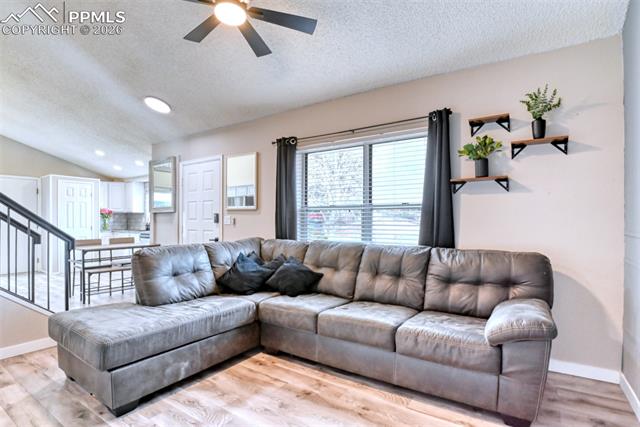 5414 Alteza Drive