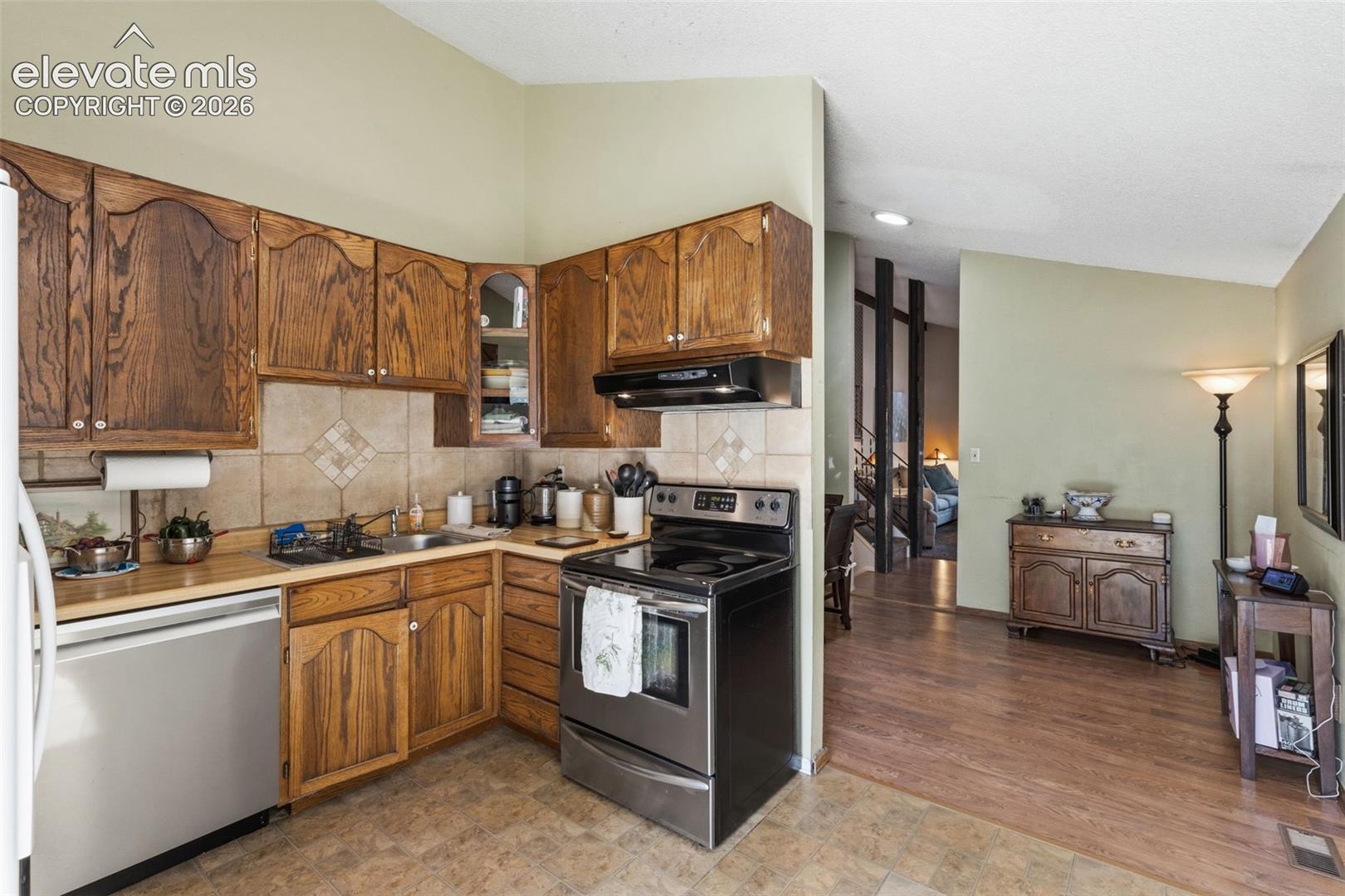 2914 Villa Loma Drive