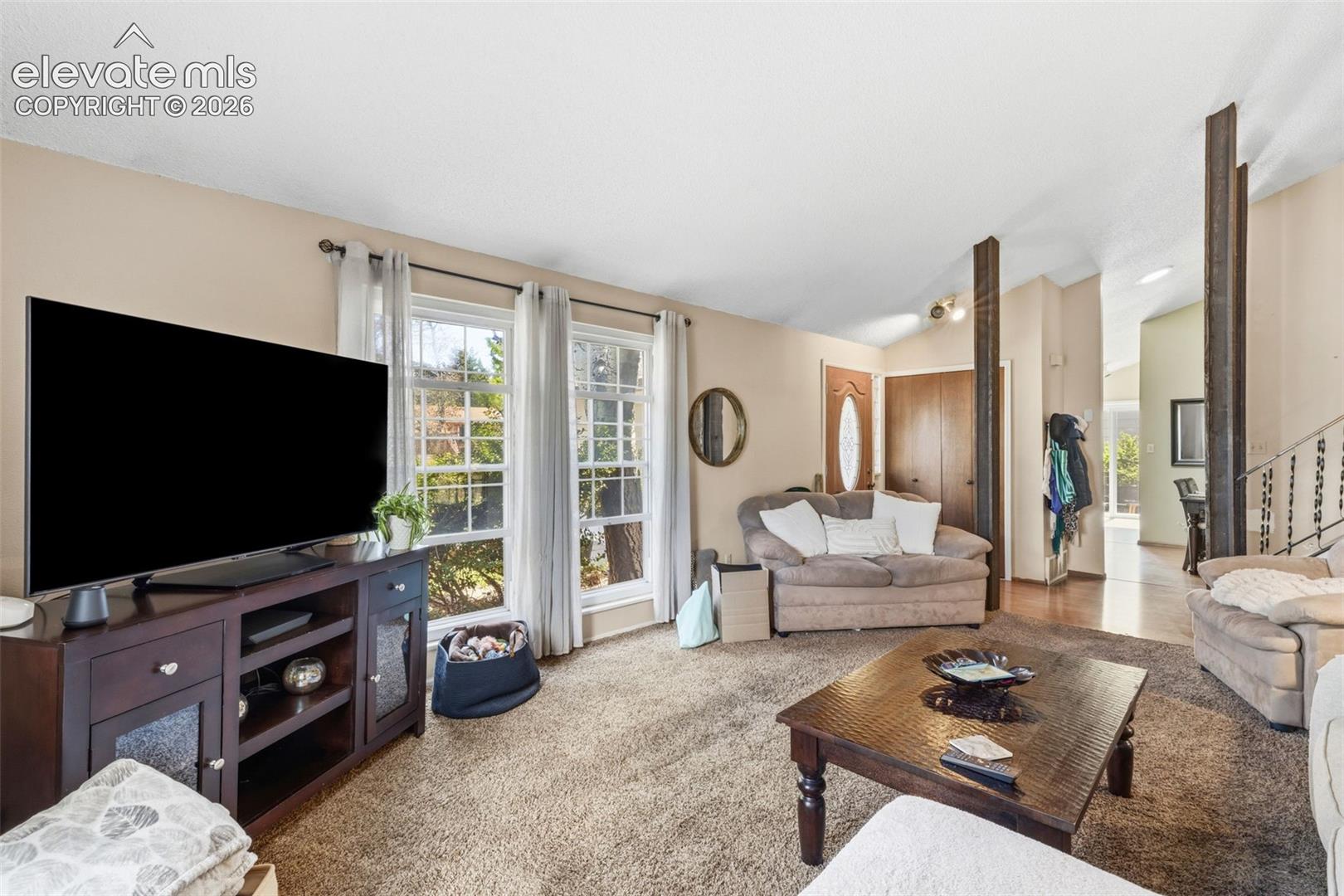 2914 Villa Loma Drive