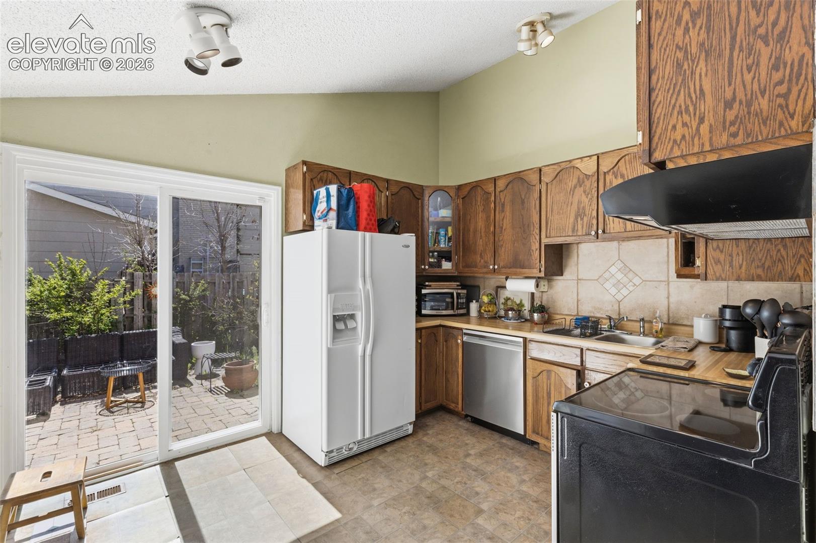 2914 Villa Loma Drive