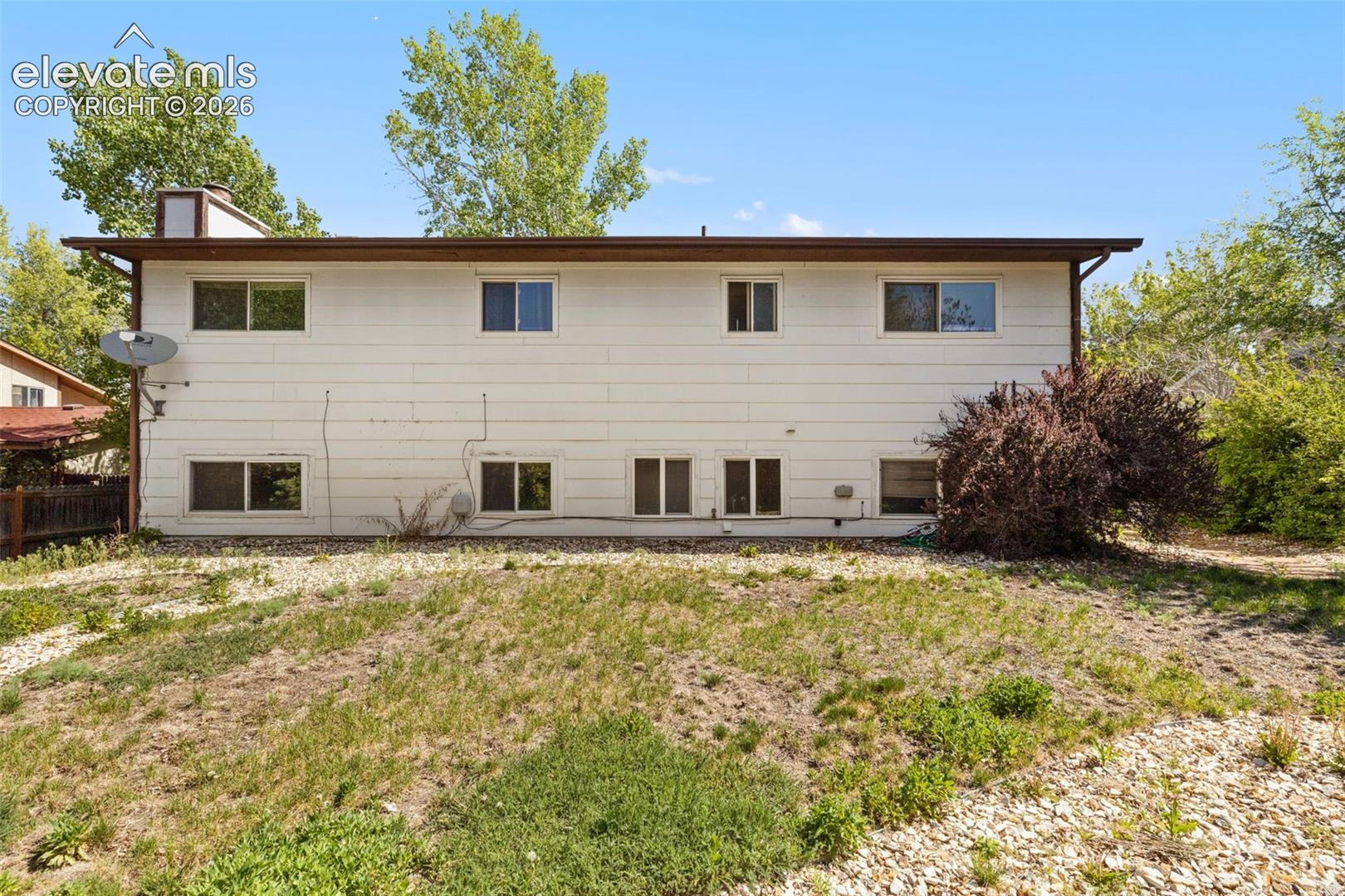 2914 Villa Loma Drive