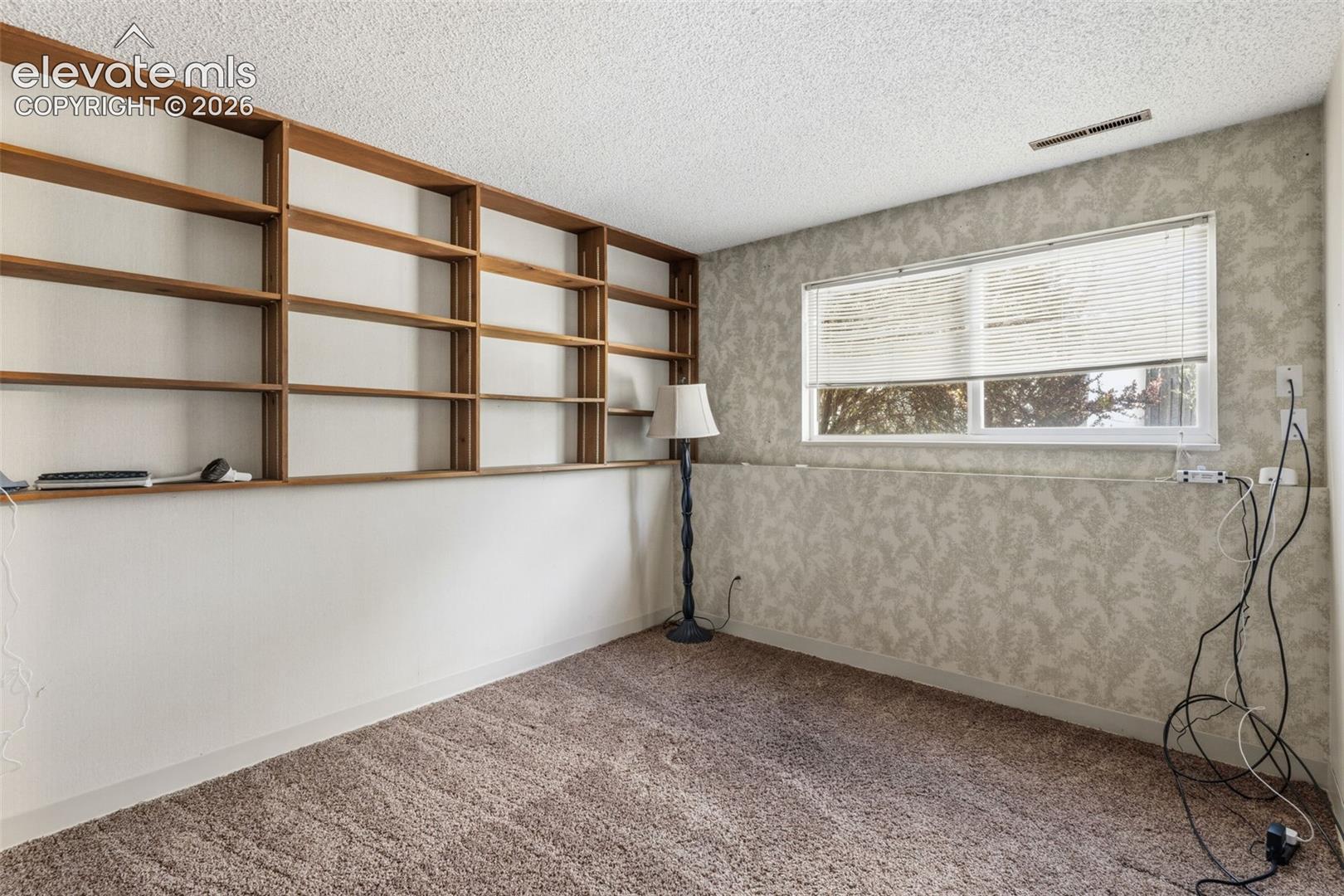 2914 Villa Loma Drive
