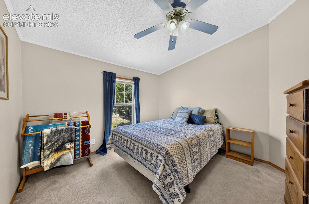 755 High Prairie Point