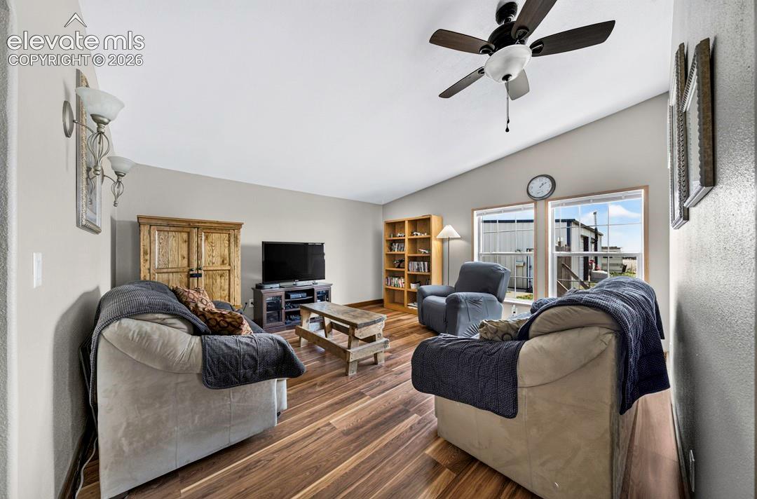 755 High Prairie Point