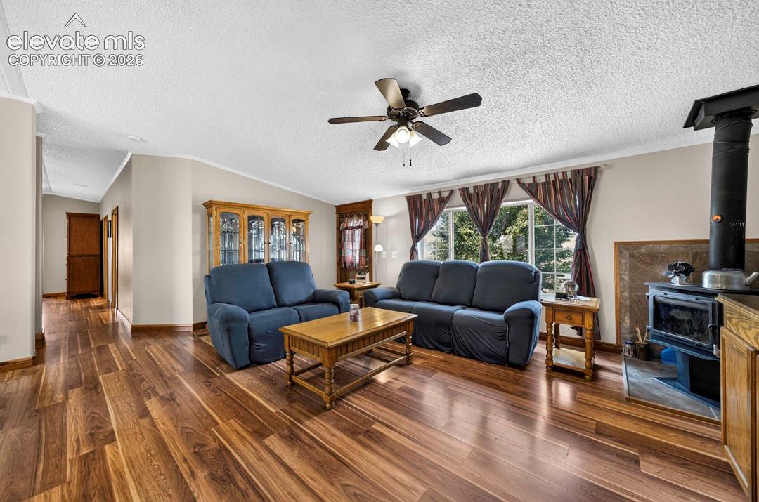 755 High Prairie Point