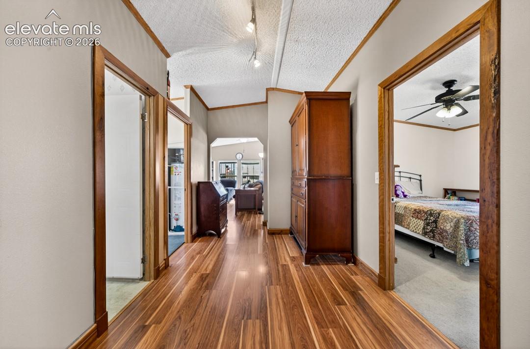 755 High Prairie Point