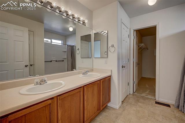 12874 Oakland Hills Road