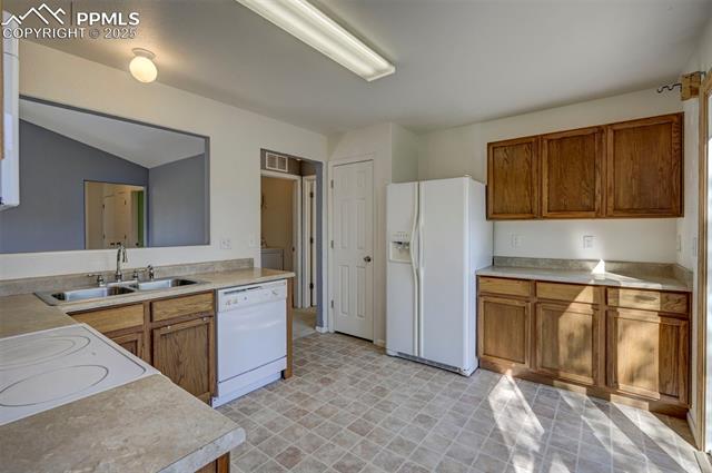 12874 Oakland Hills Road