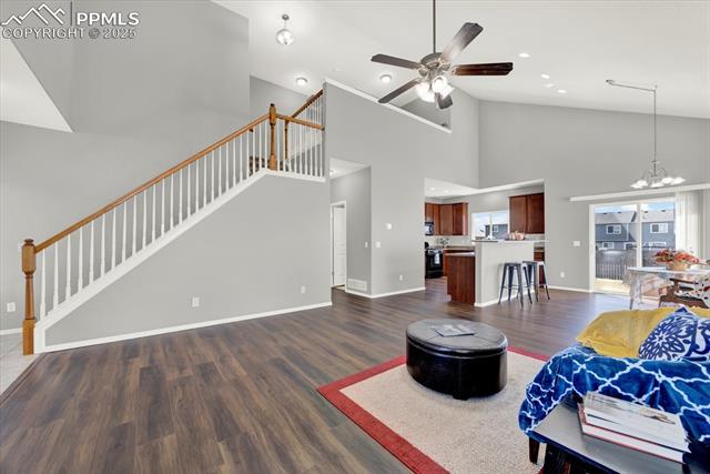 10463 Desert Bloom Way