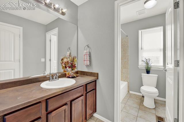 10463 Desert Bloom Way