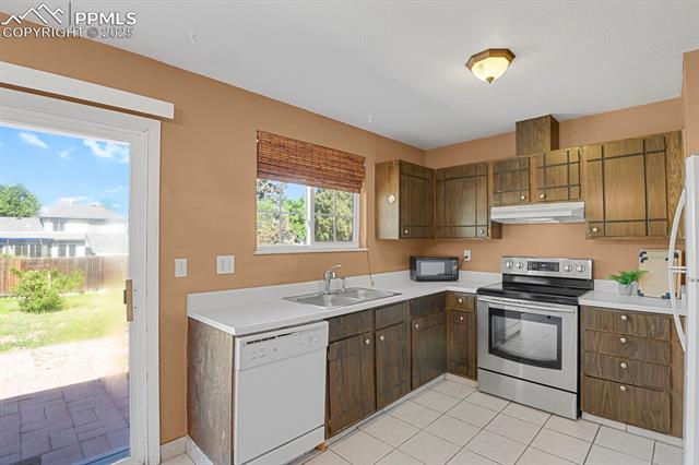 2502 W Anjelina Circle