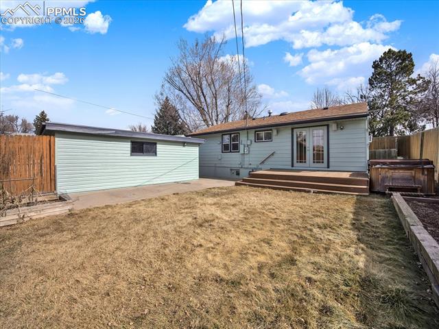 2518 Meadowlark Lane