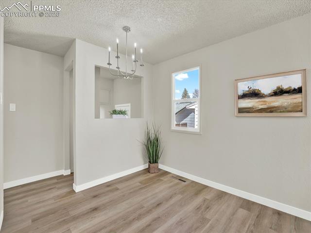 2518 Meadowlark Lane