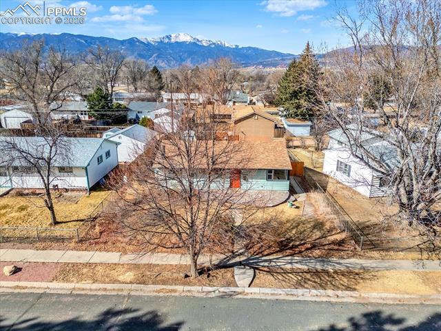 2518 Meadowlark Lane