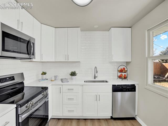 2518 Meadowlark Lane