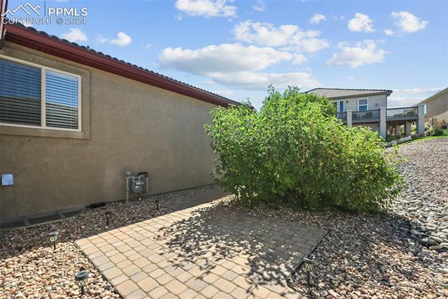 2169 Lone Willow View