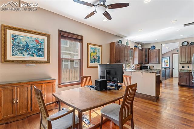 611 E Willamette Avenue