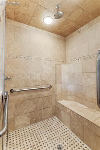 611 E Willamette Avenue