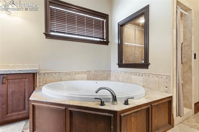 611 E Willamette Avenue