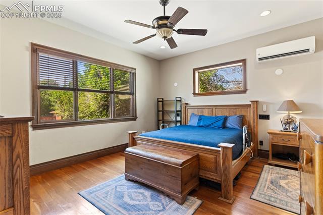 611 E Willamette Avenue