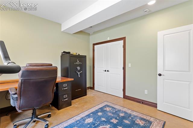 611 E Willamette Avenue