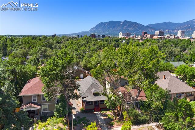 611 E Willamette Avenue