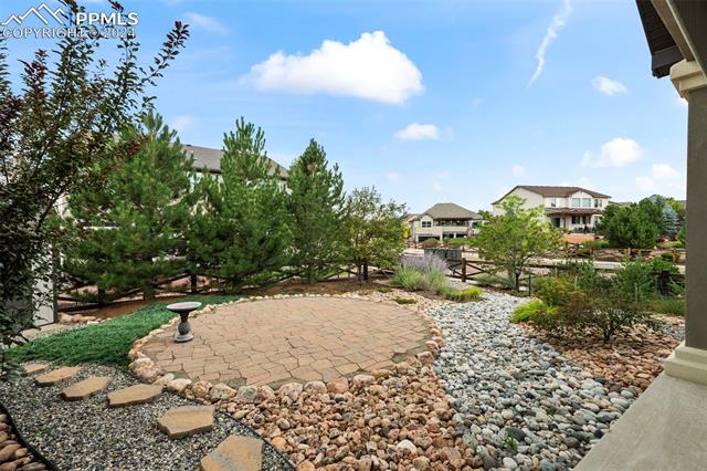 6488 Forest Thorn Court