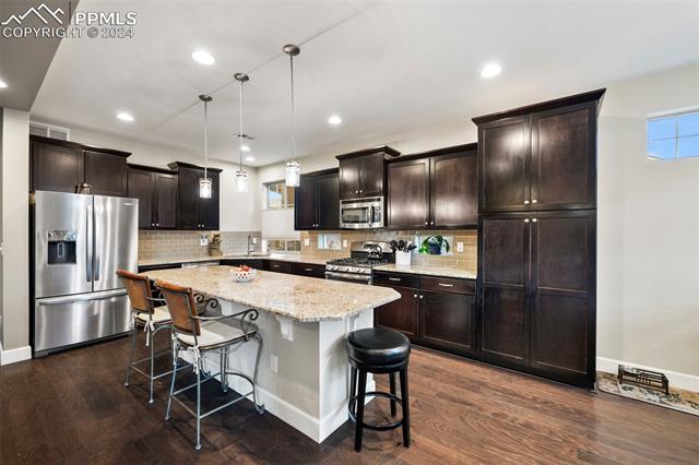 6488 Forest Thorn Court