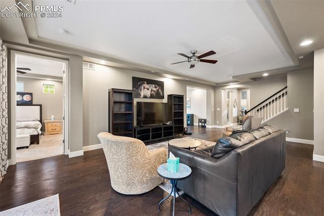 6488 Forest Thorn Court