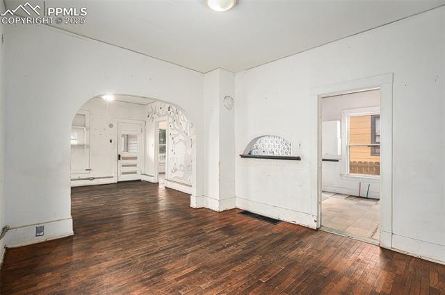 121 W Fountain Boulevard