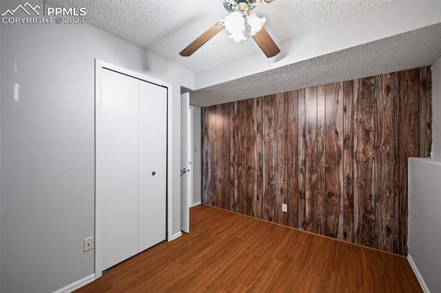 6880 Parkridge Court