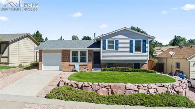 6880 Parkridge Court