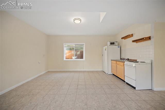 1410 Almagre Peak Drive