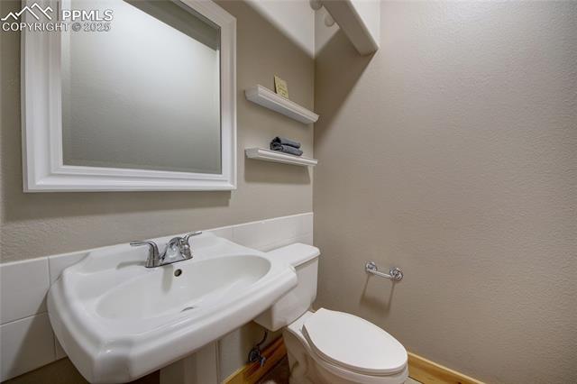 2606 Thrush Grove