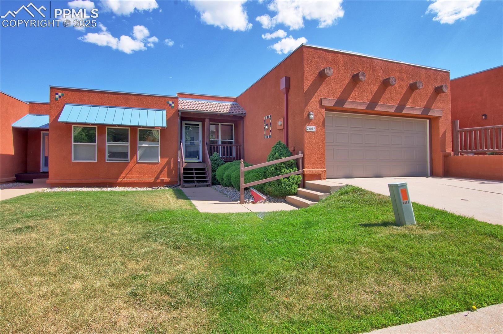 2606 Thrush Grove