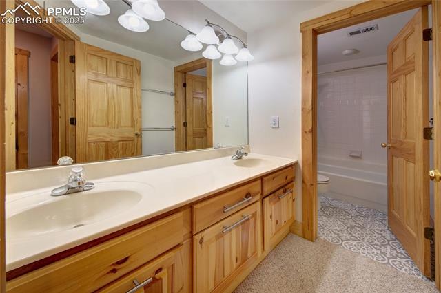 2606 Thrush Grove